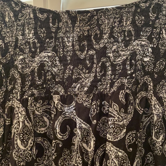 Pre-Loved Top - Picture 7 of 8